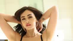 Chloe Surreal Nude Hardcore Sex